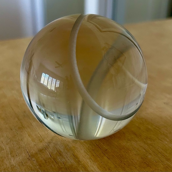 Tiffany solid crystal ball - Picture 2 of 3